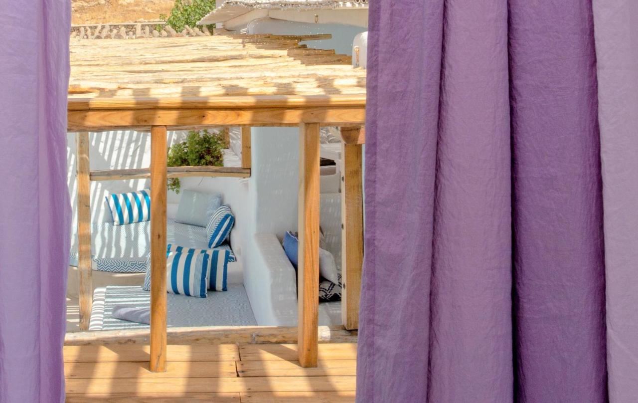 Apsenti Couples Only Aparthotel Agios Ioannis Diakoftis Eksteriør bilde