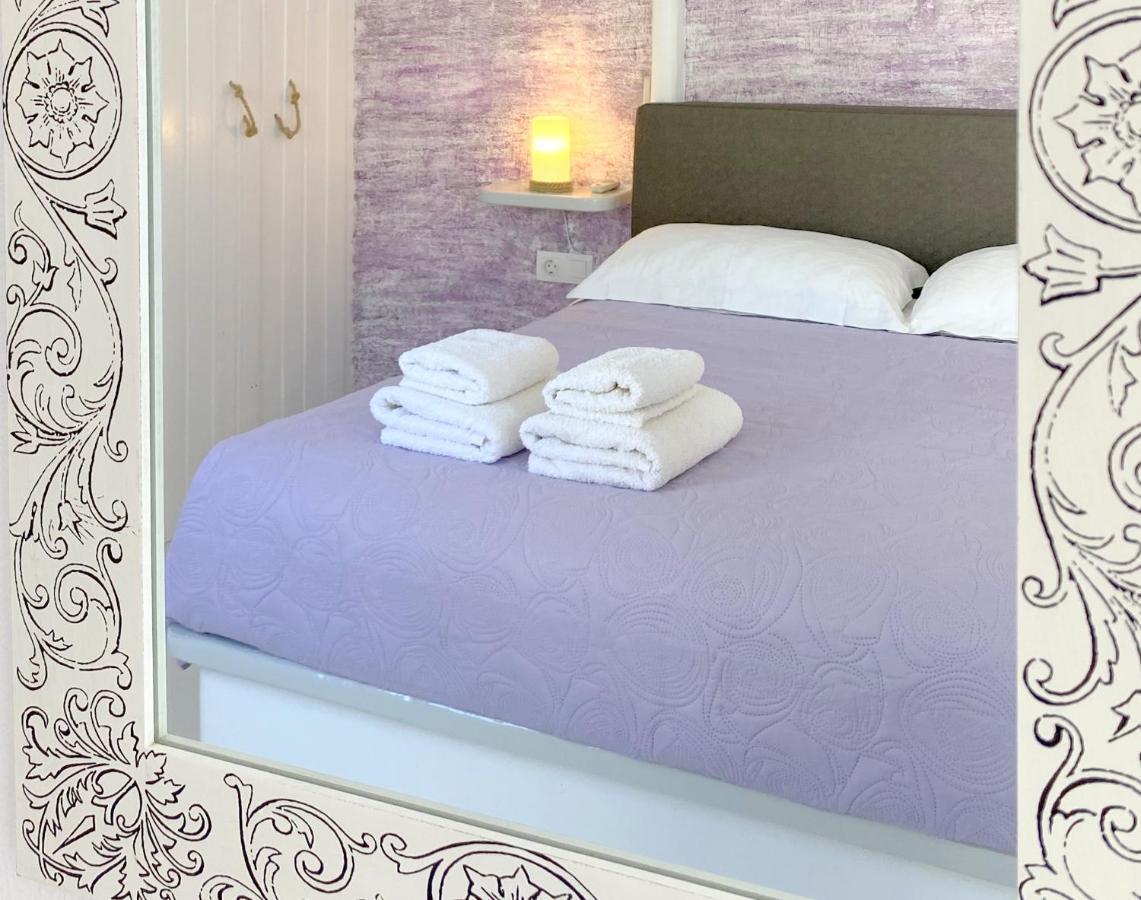 Apsenti Couples Only Aparthotel Agios Ioannis Diakoftis Eksteriør bilde